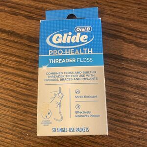 Oral-B GLIDE Pro-Health THREADER FLOSS 30 single use packets ORIGINAL nib